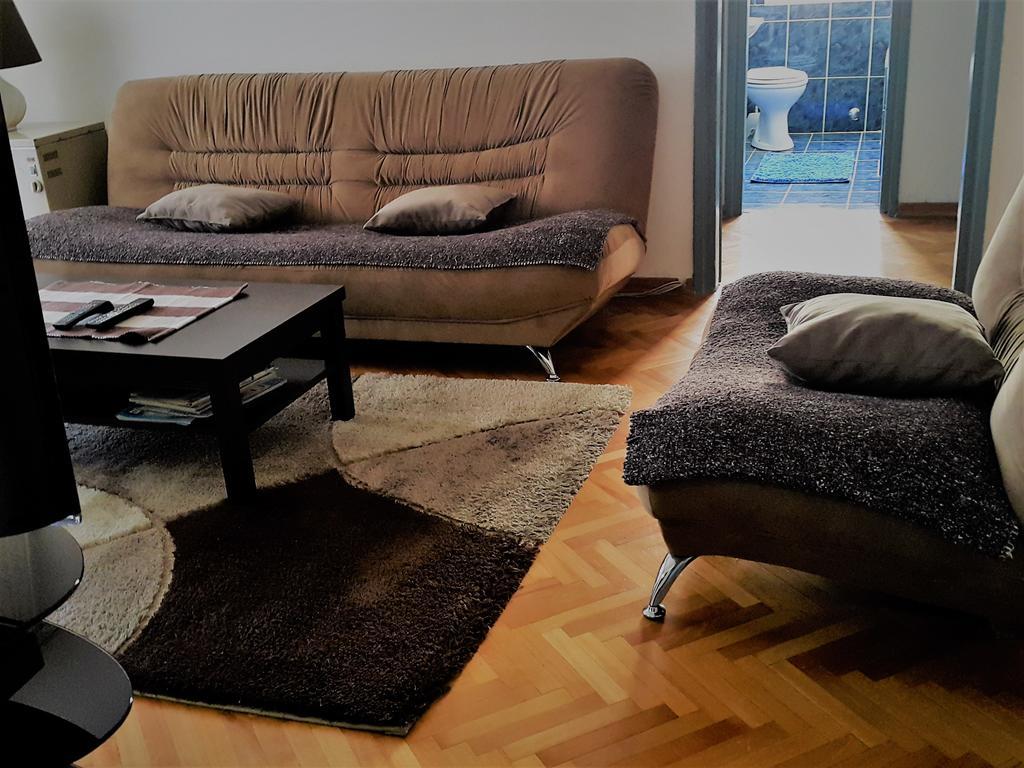 Centre Point Apartment Podgorica Eksteriør billede